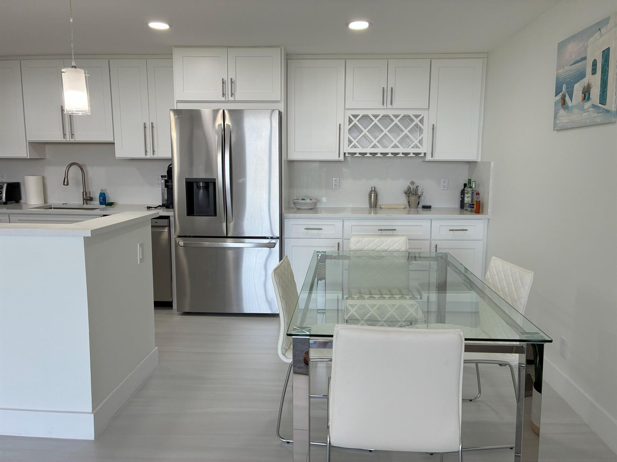 2121 N Ocean Boulevard 806w