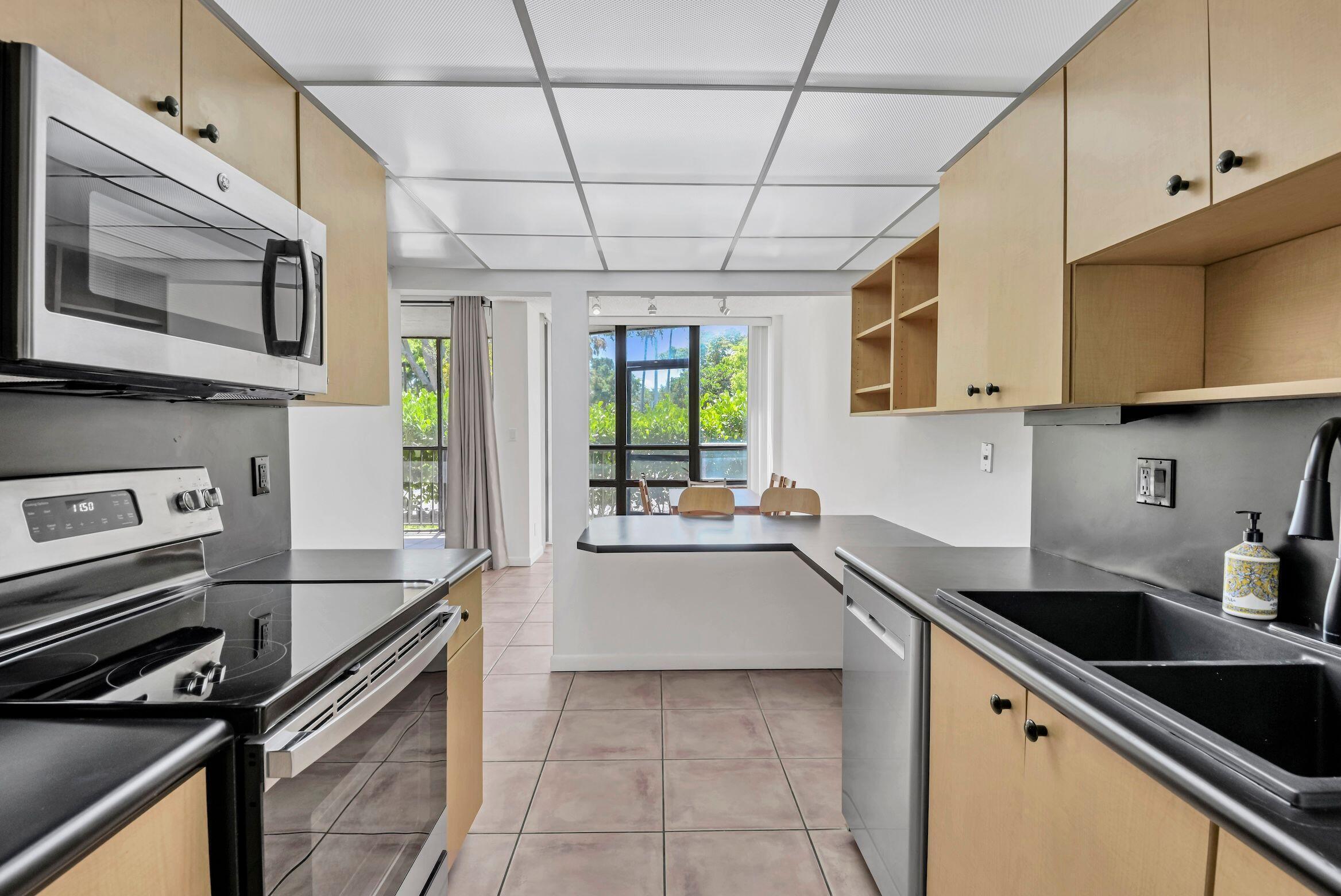 799 Jeffery Street 105