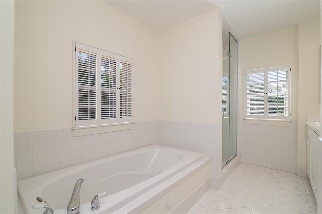 El Encanto IN - Residential