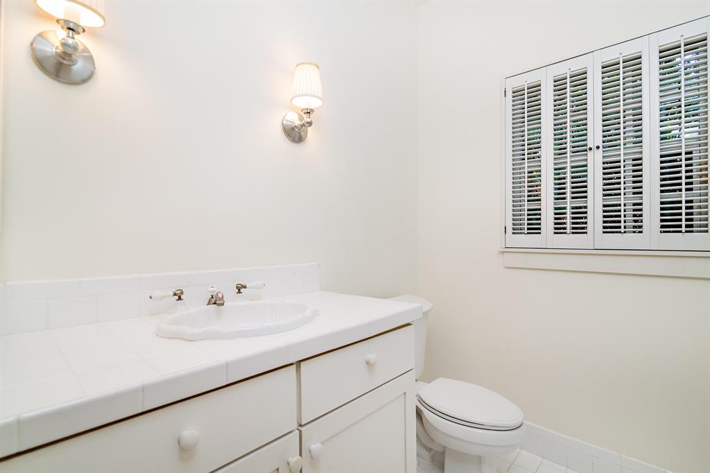 El Encanto IN - Residential