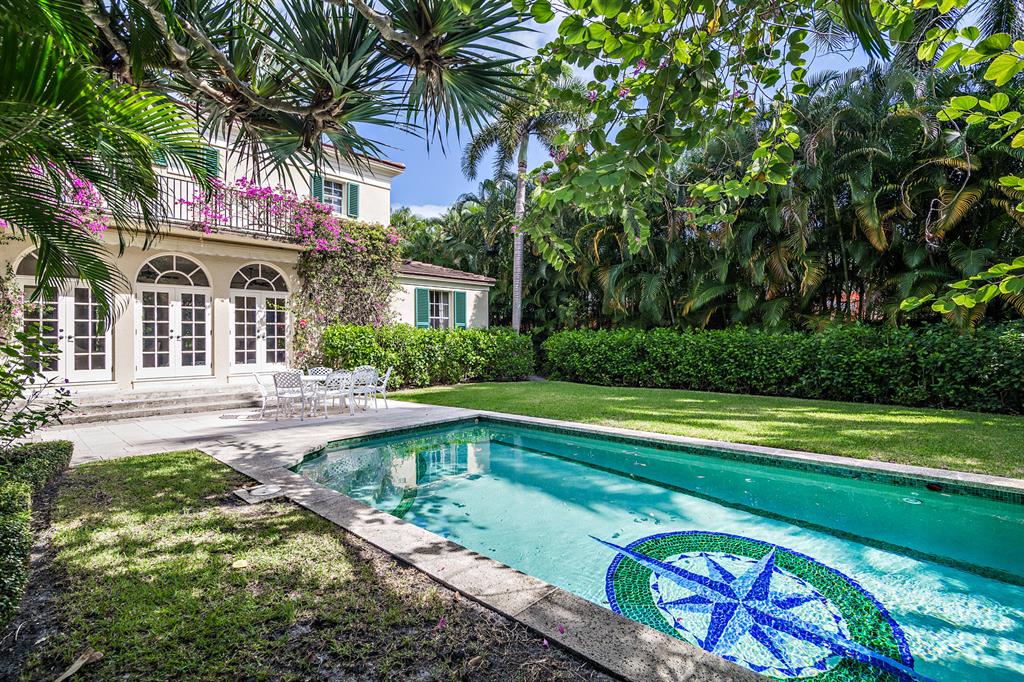 El Encanto IN - Residential