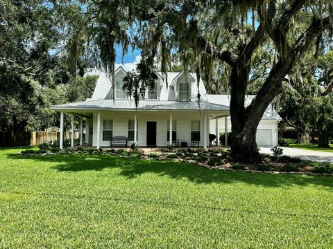 A home in Okeechobee