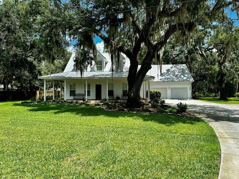 A home in Okeechobee