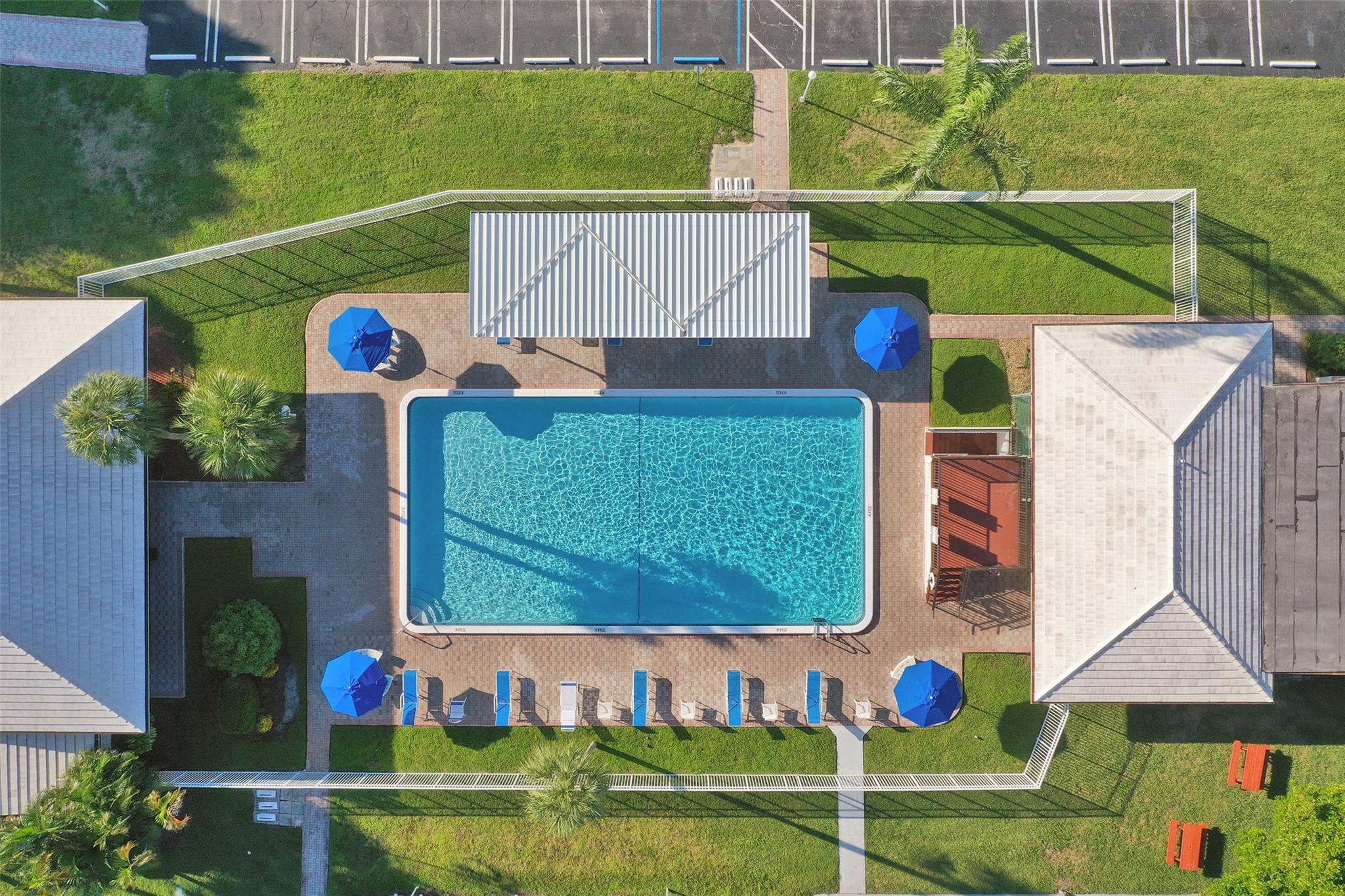 Leisureville Fairway 12 - Residential