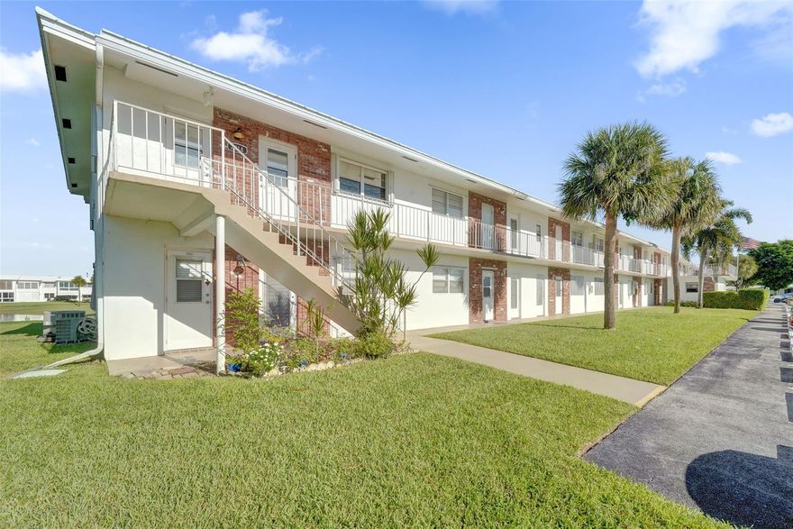 Welcome to Leisureville, a vibrant 55+community in Pompano Beach figuring a no fee golf course, putting green, two clubhouses, two heated pools, BBQ. picnic area and shuttle for easy access to shops and also dining. Pompano Municipal courses across the street, shopping nearby is Whole foods, movies theater and plenty restaurants, and minutes from the beach. This condo is in great condition with direct views of the golf course.  Excellent value and lifestyle.