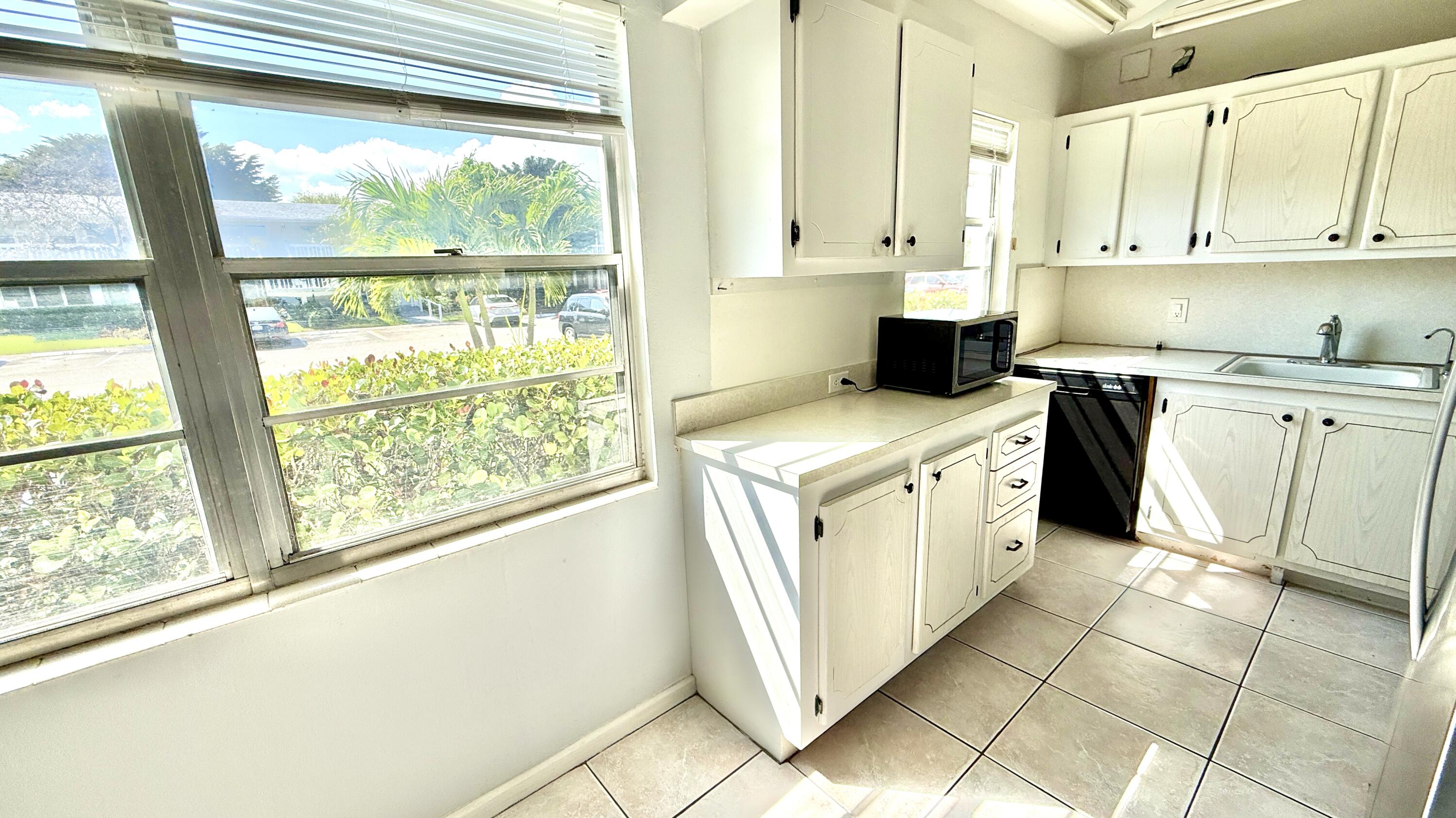 TILFORD N CONDO - Residential Lease