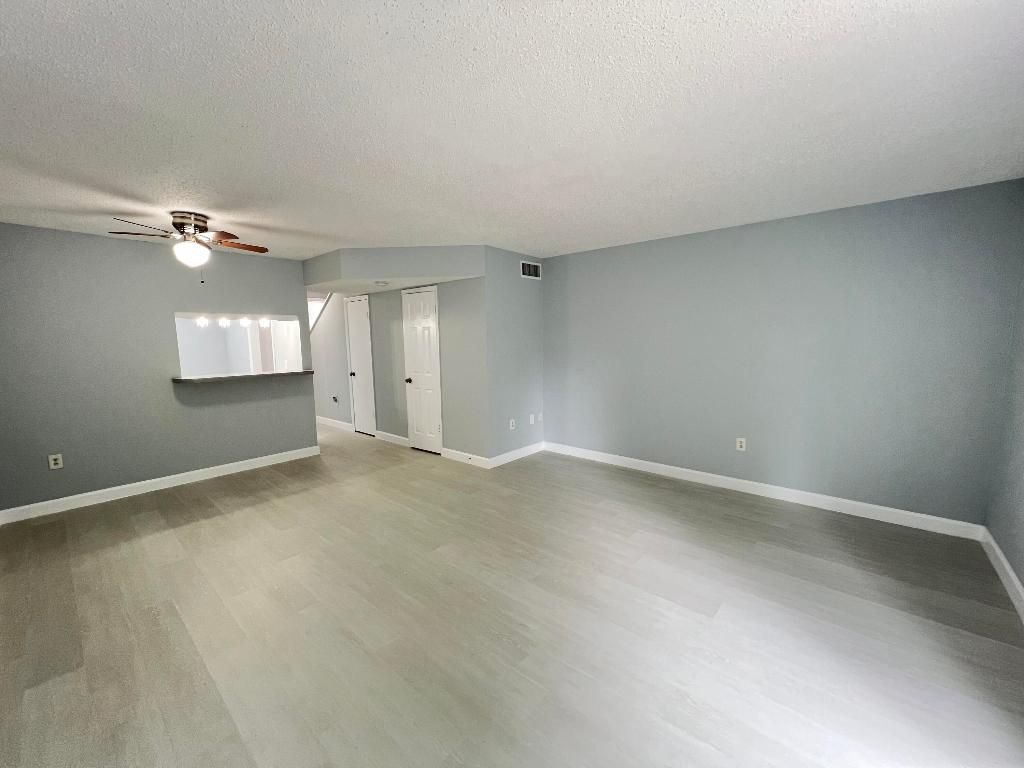 Photo of 622 S 11th Street #8, Fort Pierce, FL 34950 (MLS # R10946787)