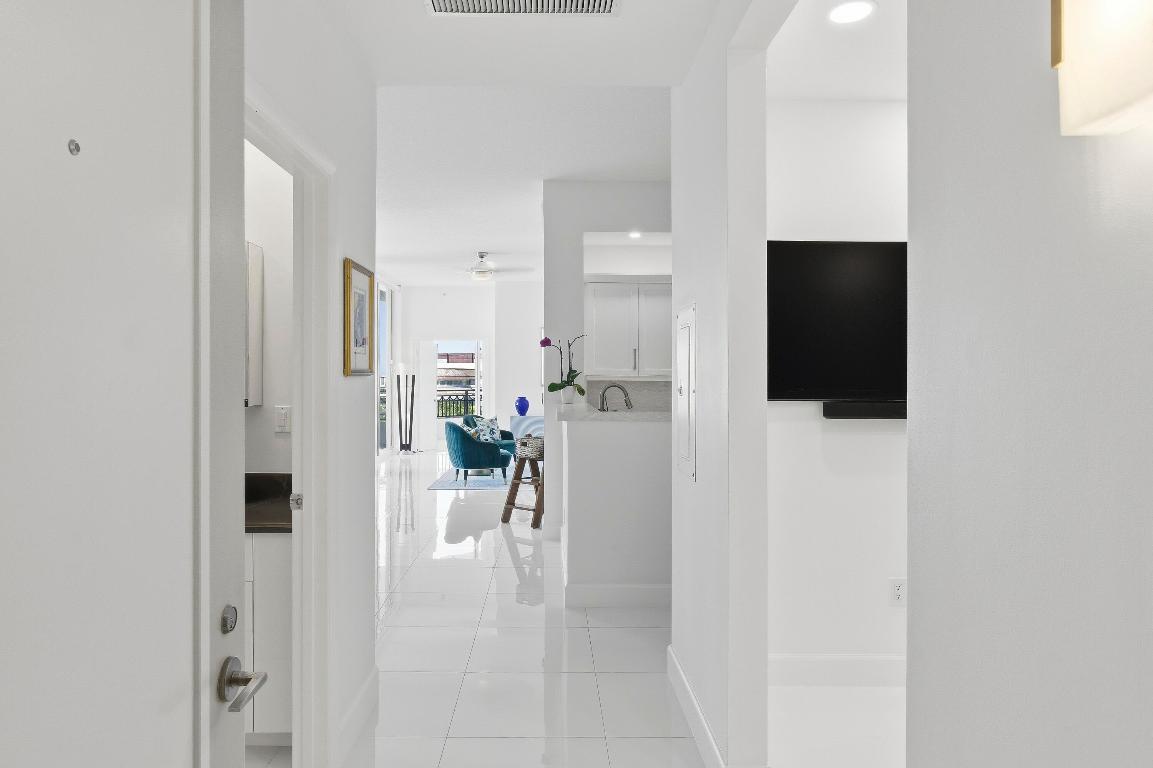 550 Okeechobee Boulevard 911