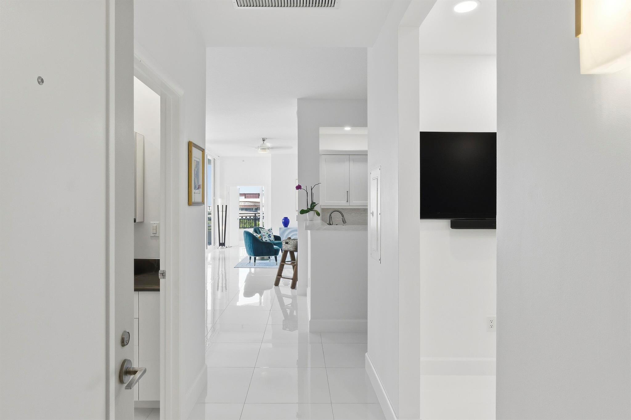 View photos, virtual tours, details... 550 Okeechobee Boulevard 911