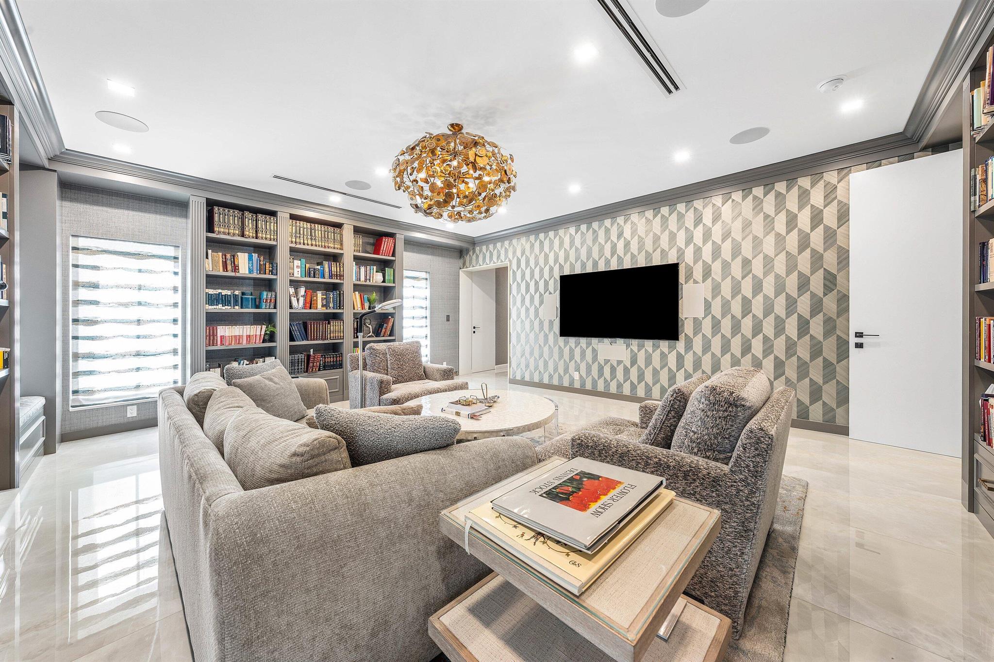 ESTANCIA III OF VIA VERDE - Residential