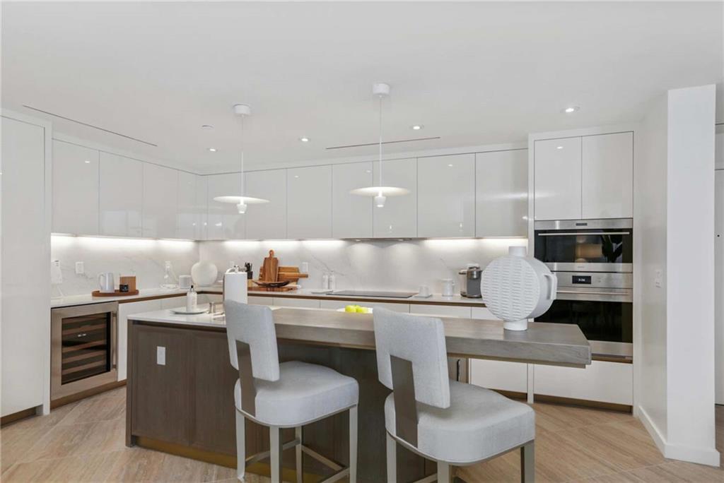 Four Seasons - Residential