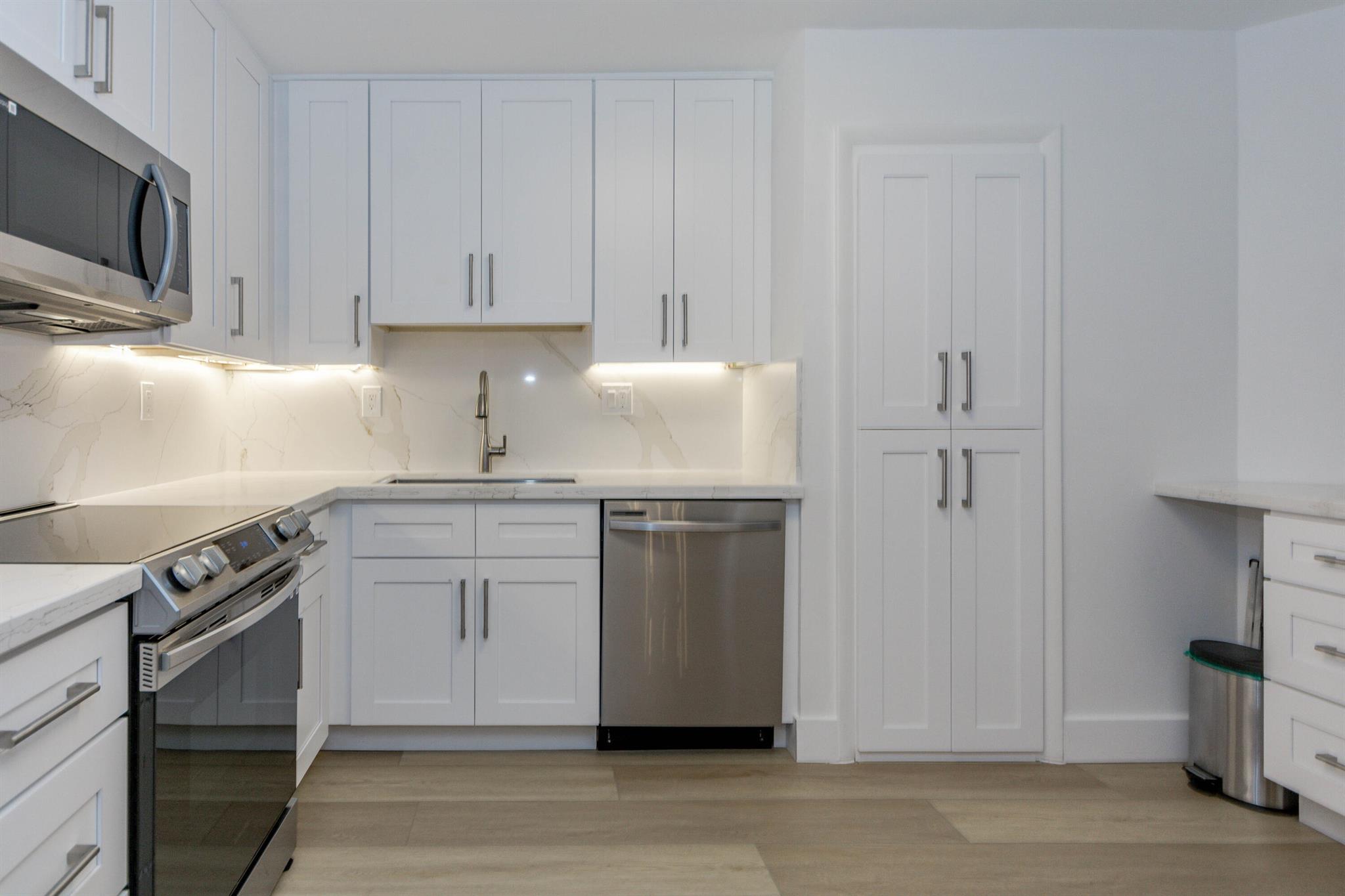View photos, virtual tours, details... 2860 S Ocean Boulevard 415