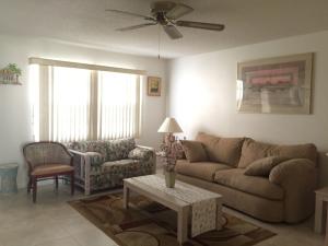 KINGS POINT SAXONY CONDOS - Residential Lease