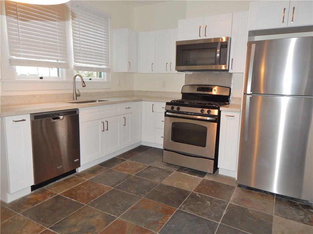 SAILBOAT BEND - Residential Lease