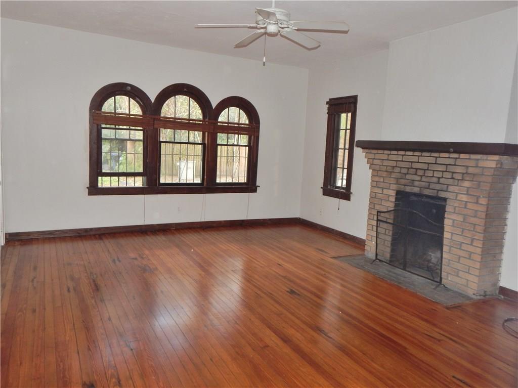 SAILBOAT BEND - Residential Lease