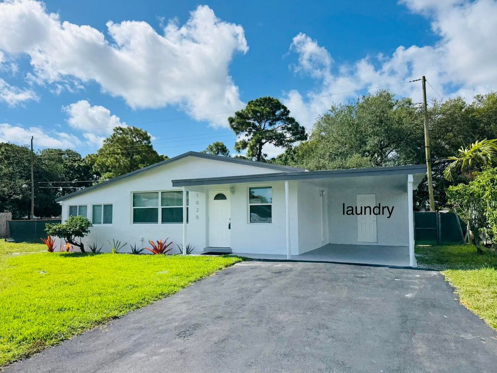 Photo of 1020 NW 26th Avenue, Fort Lauderdale, FL 33311 (MLS # B26022463)