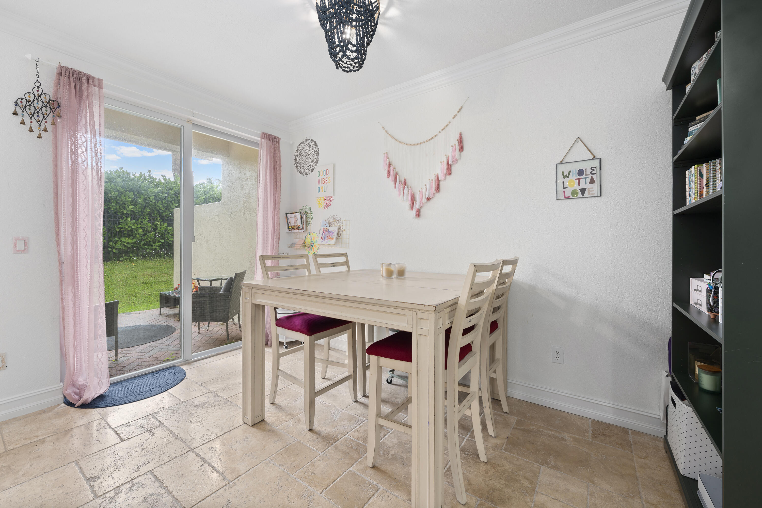 VILLAGE AT SWINTON SQUARE CONDO - Residential