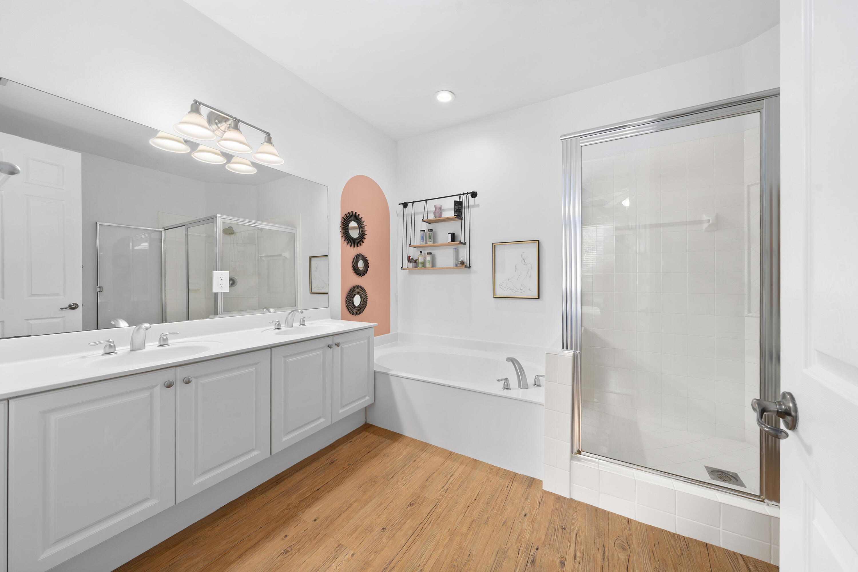 VILLAGE AT SWINTON SQUARE CONDO - Residential