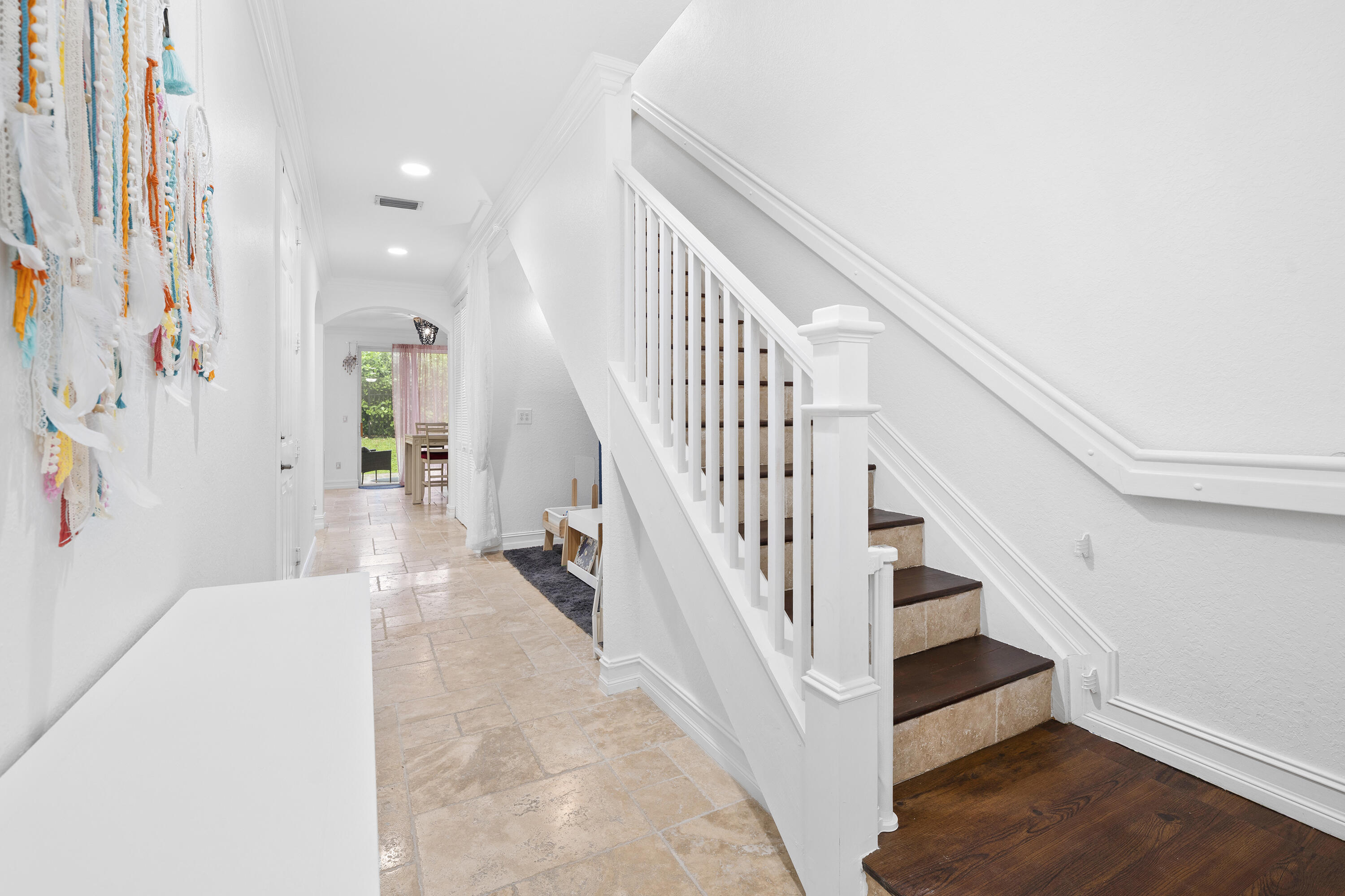 125 N Longport Circle E