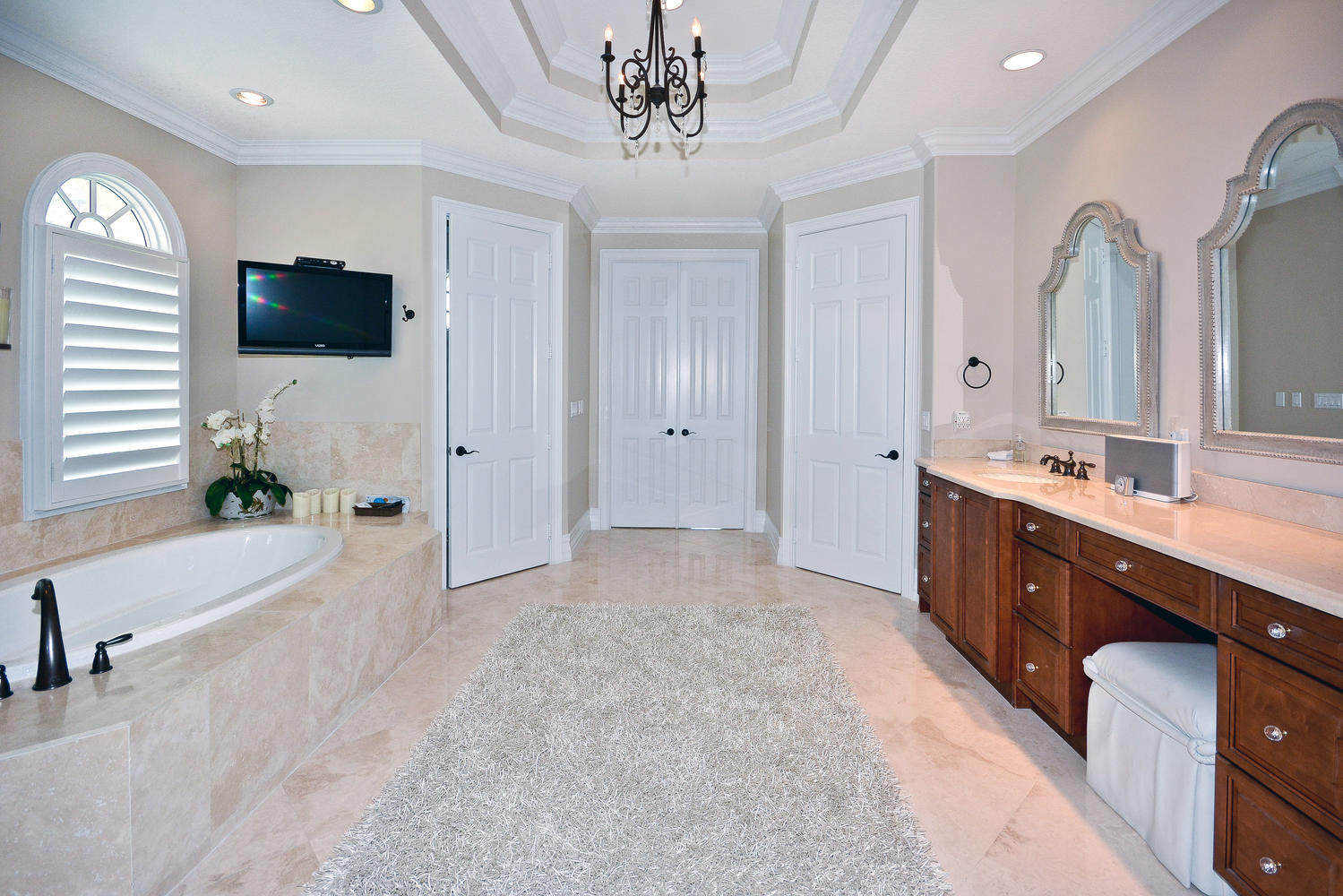 SURFSIDE HILLS - Residential