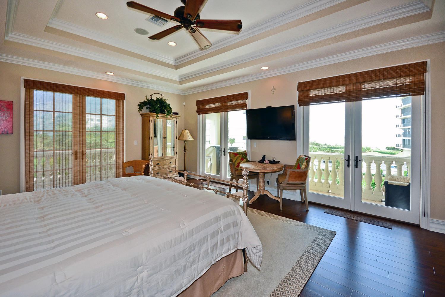 SURFSIDE HILLS - Residential