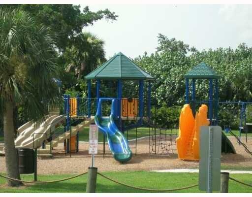 SURFSIDE HILLS - Residential