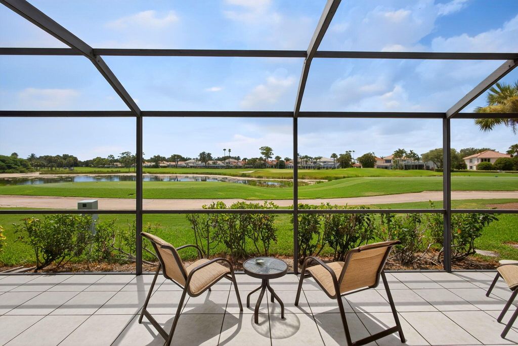 Photo of 547 Prestwick Circle, Palm Beach Gardens, FL 33418 (MLS # R11112541)