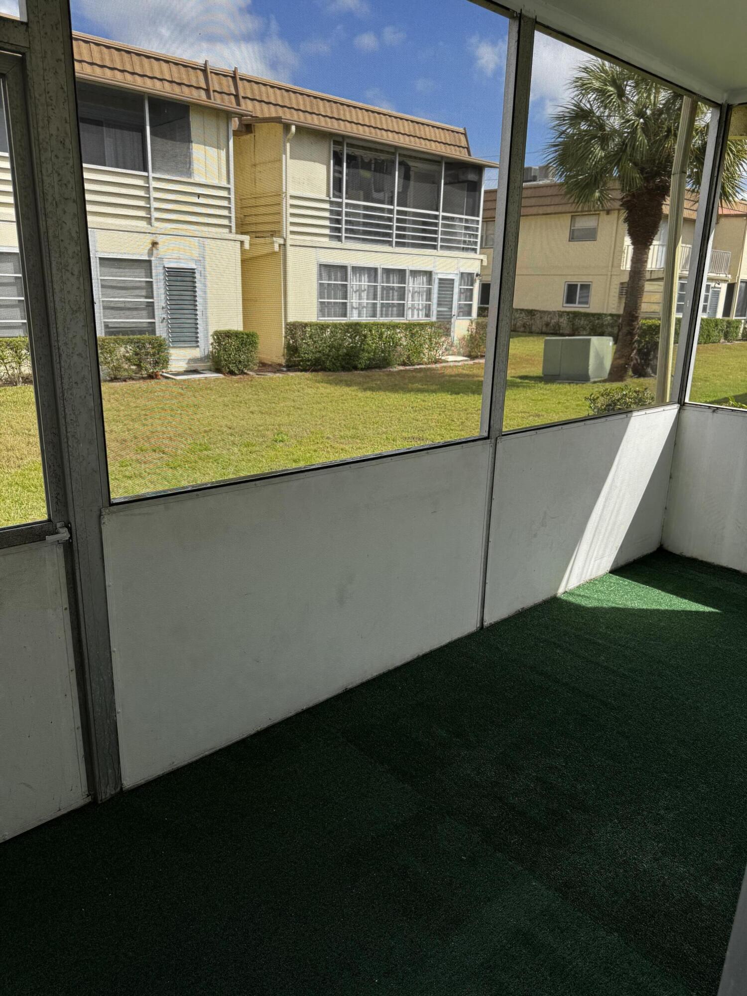 KINGS POINT SAXONY CONDOS - Residential Lease