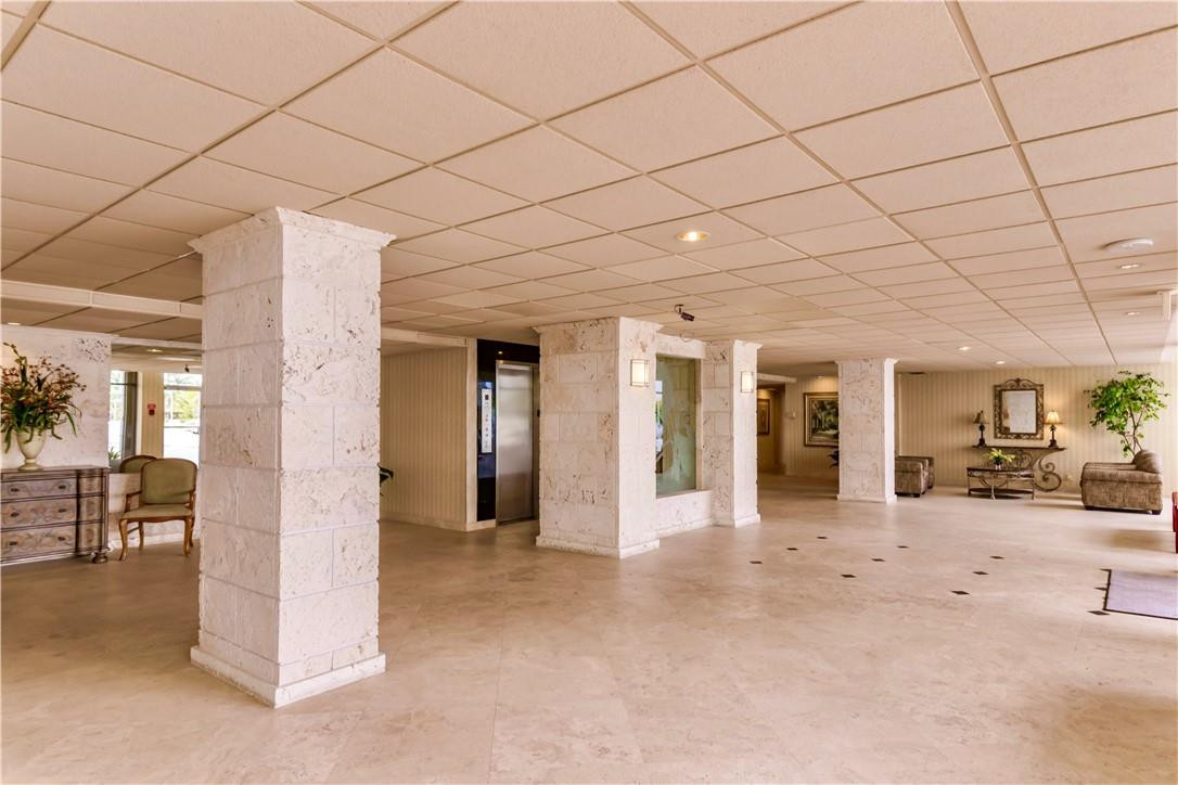 Shore Club - Residential