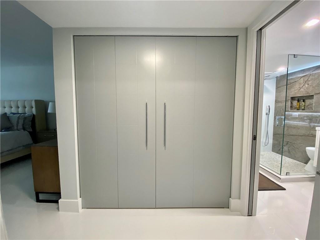 Shore Club - Residential