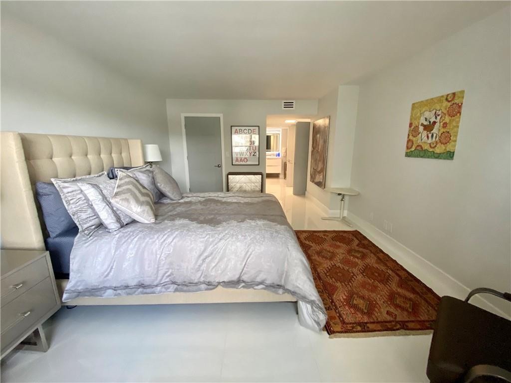 Shore Club - Residential