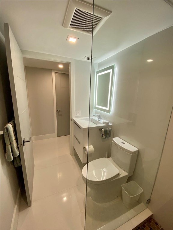 Shore Club - Residential