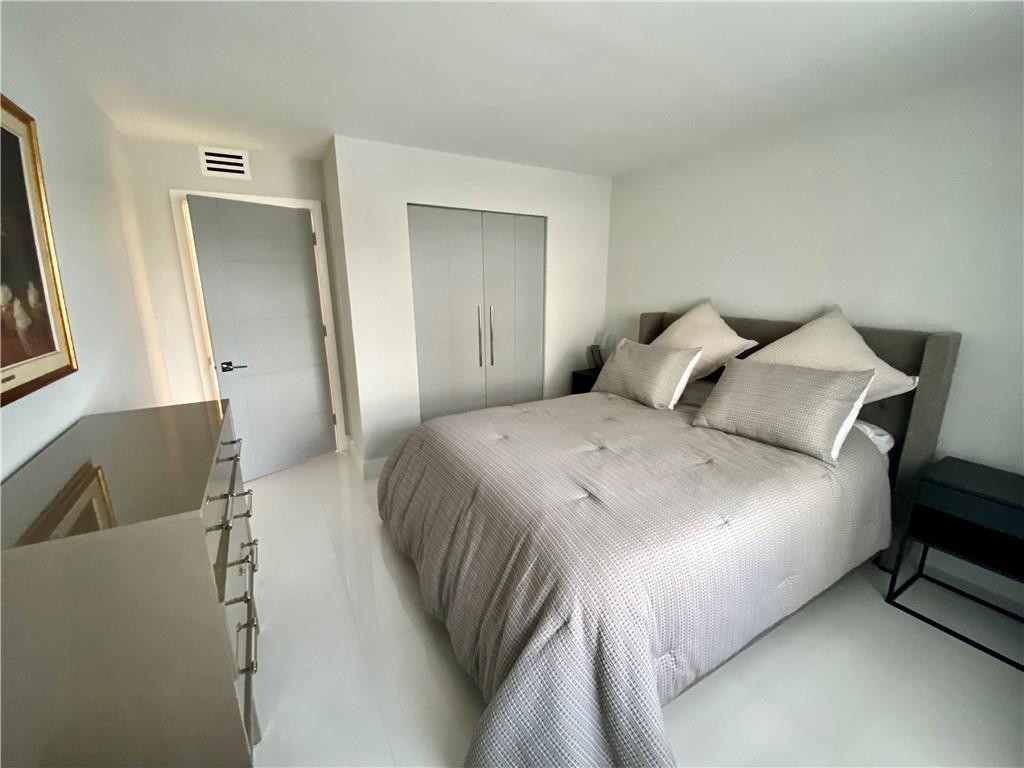 Shore Club - Residential