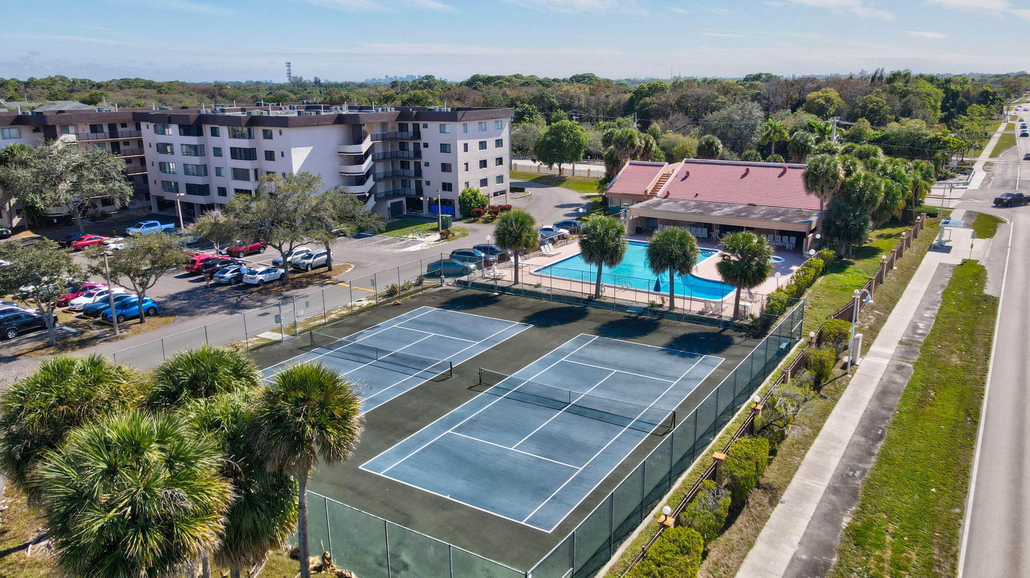 DORADO AT HAMPTONS WEST - Residential