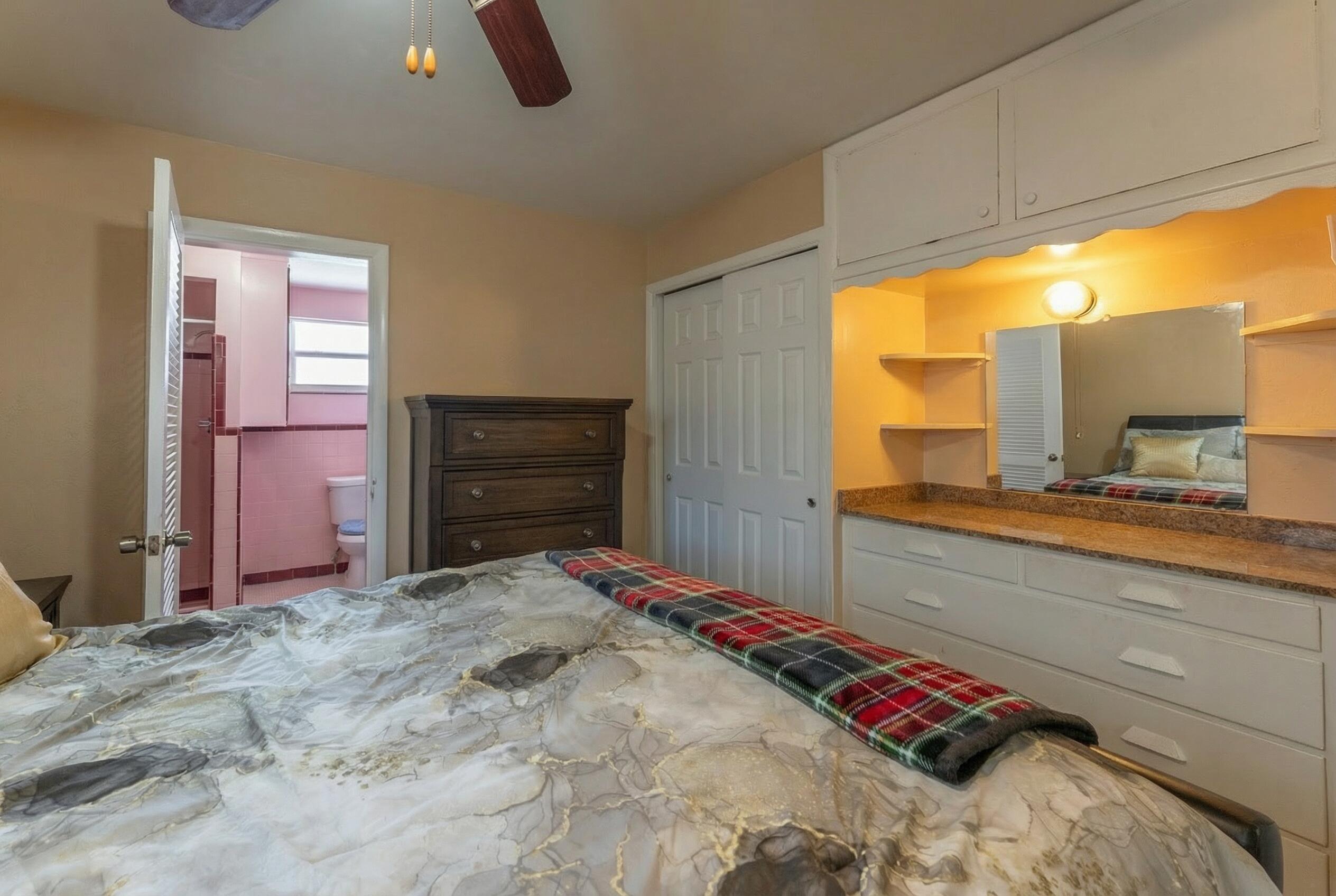 B AND G HOMES - Residential