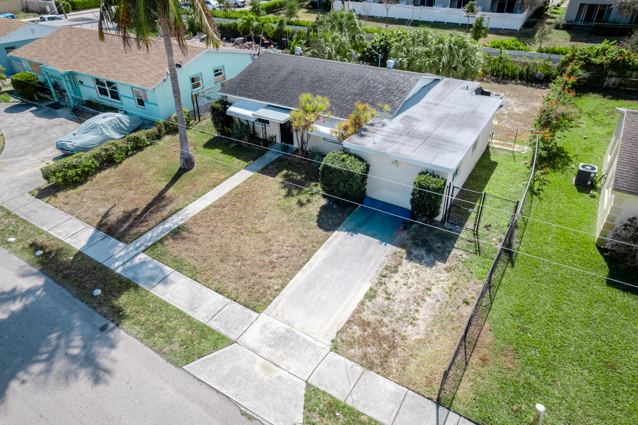 B AND G HOMES - Residential