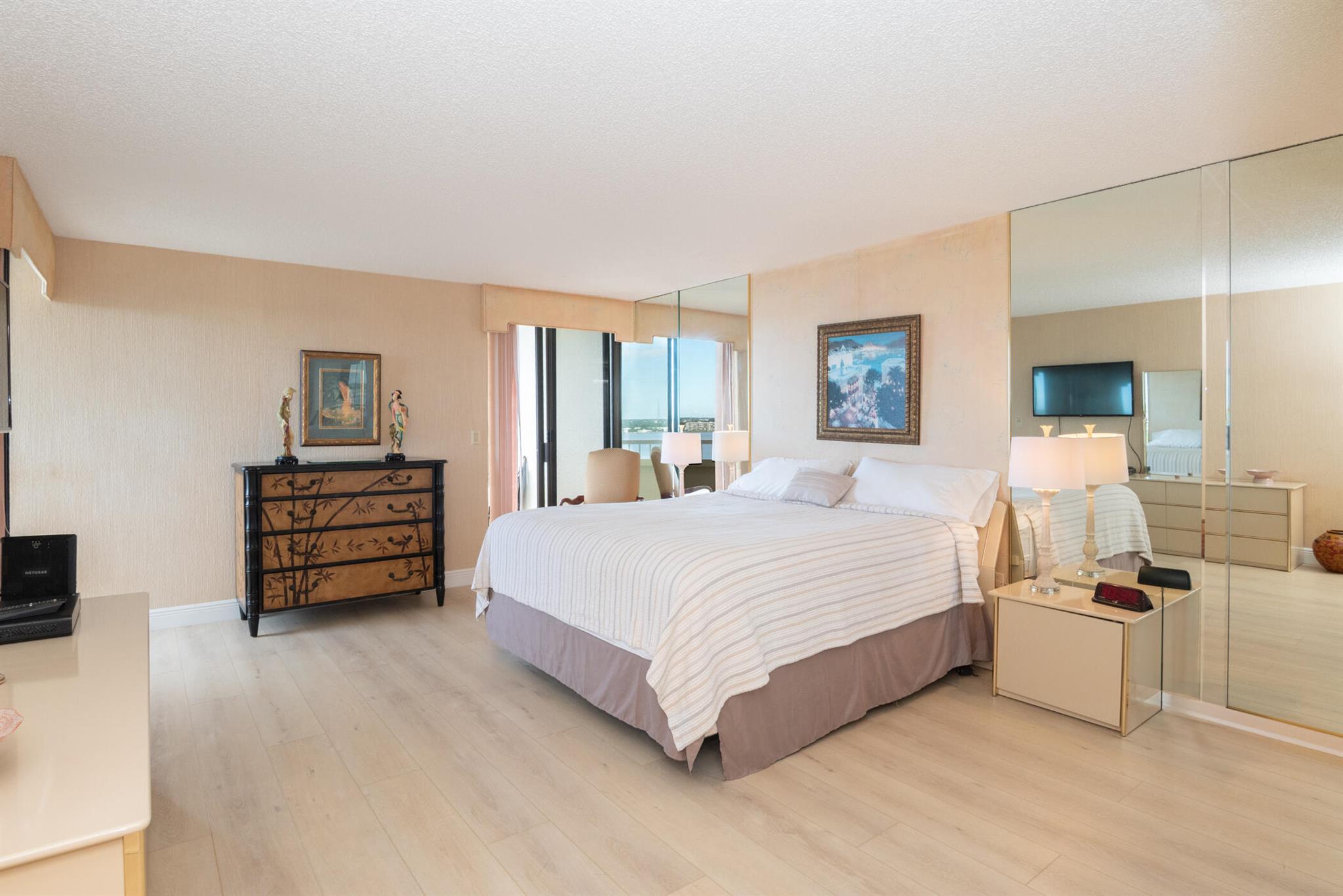 SEAWINDS CONDO - Residential