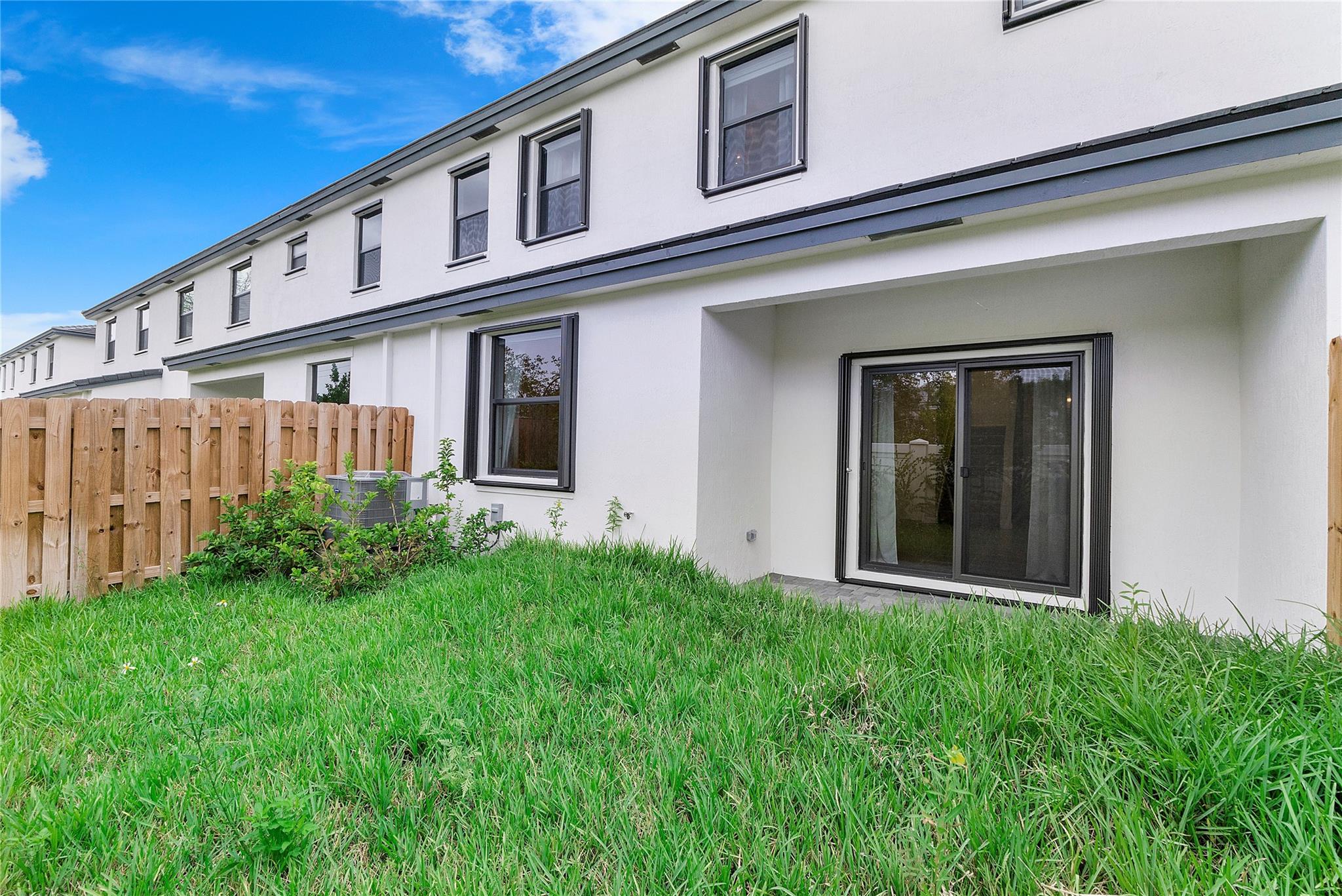 Dania Preserve - Residential