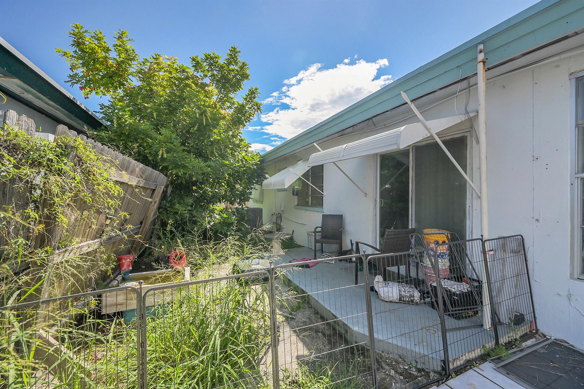HILLCREST AT L W - Residential