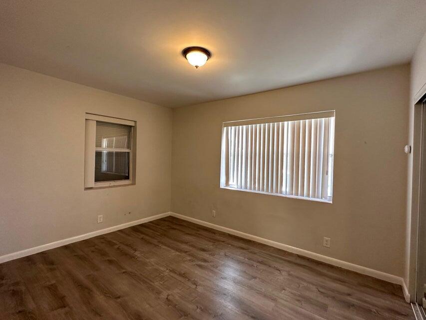 HILLCREST AT L W - Residential