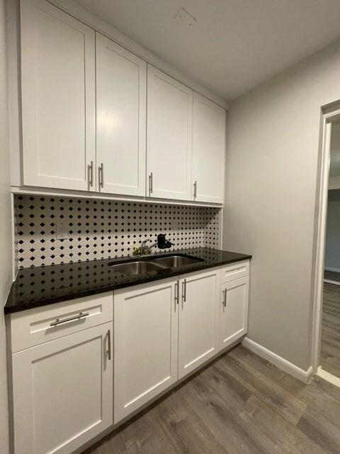 HILLCREST AT L W - Residential