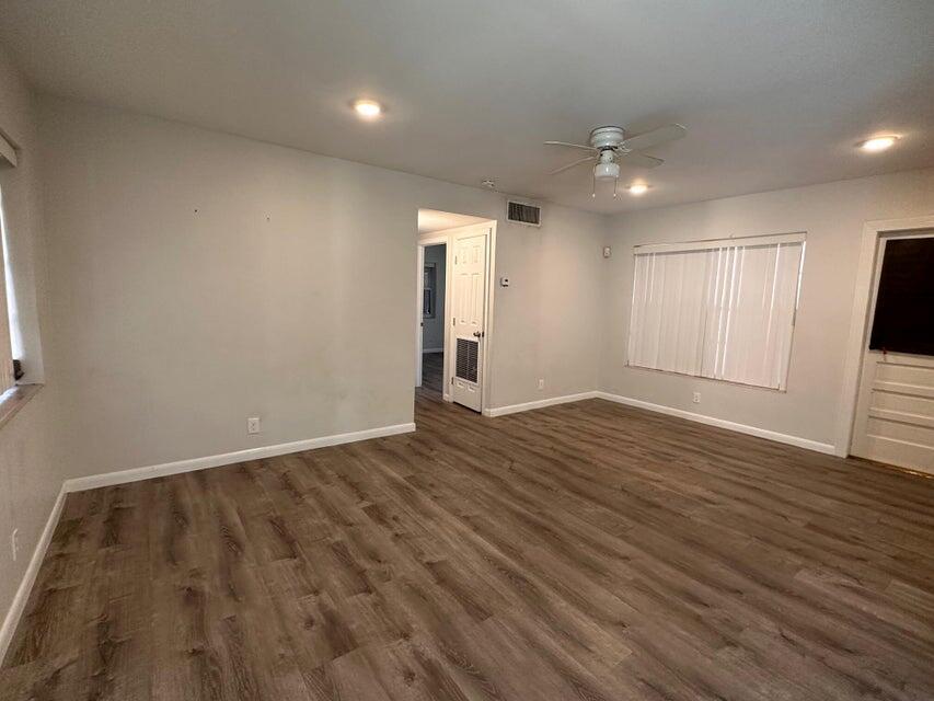 HILLCREST AT L W - Residential