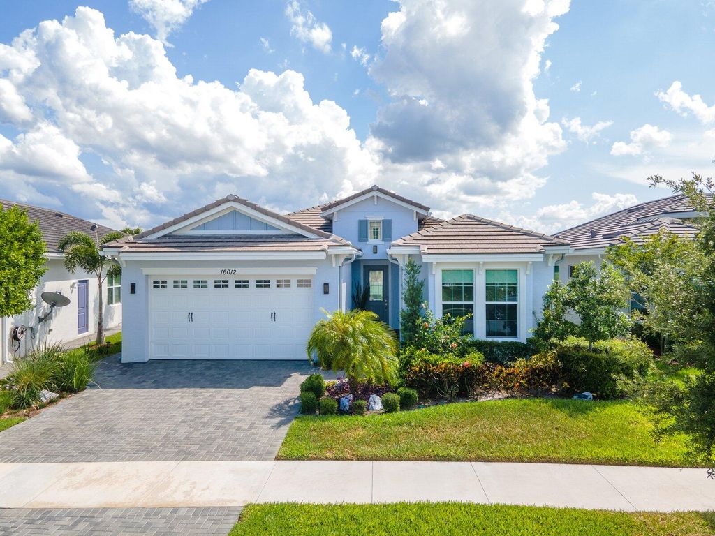 Photo of 16012 Whippoorwill Circle, Westlake, FL 33470 (MLS # R10802185)