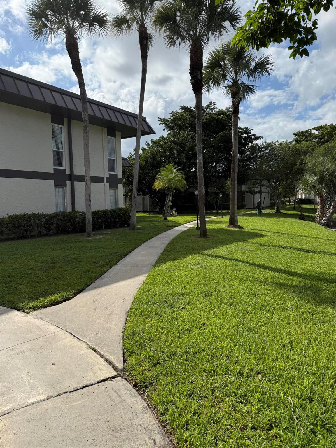 GREENWAY VILLAGE NORTH CO - Residential Lease