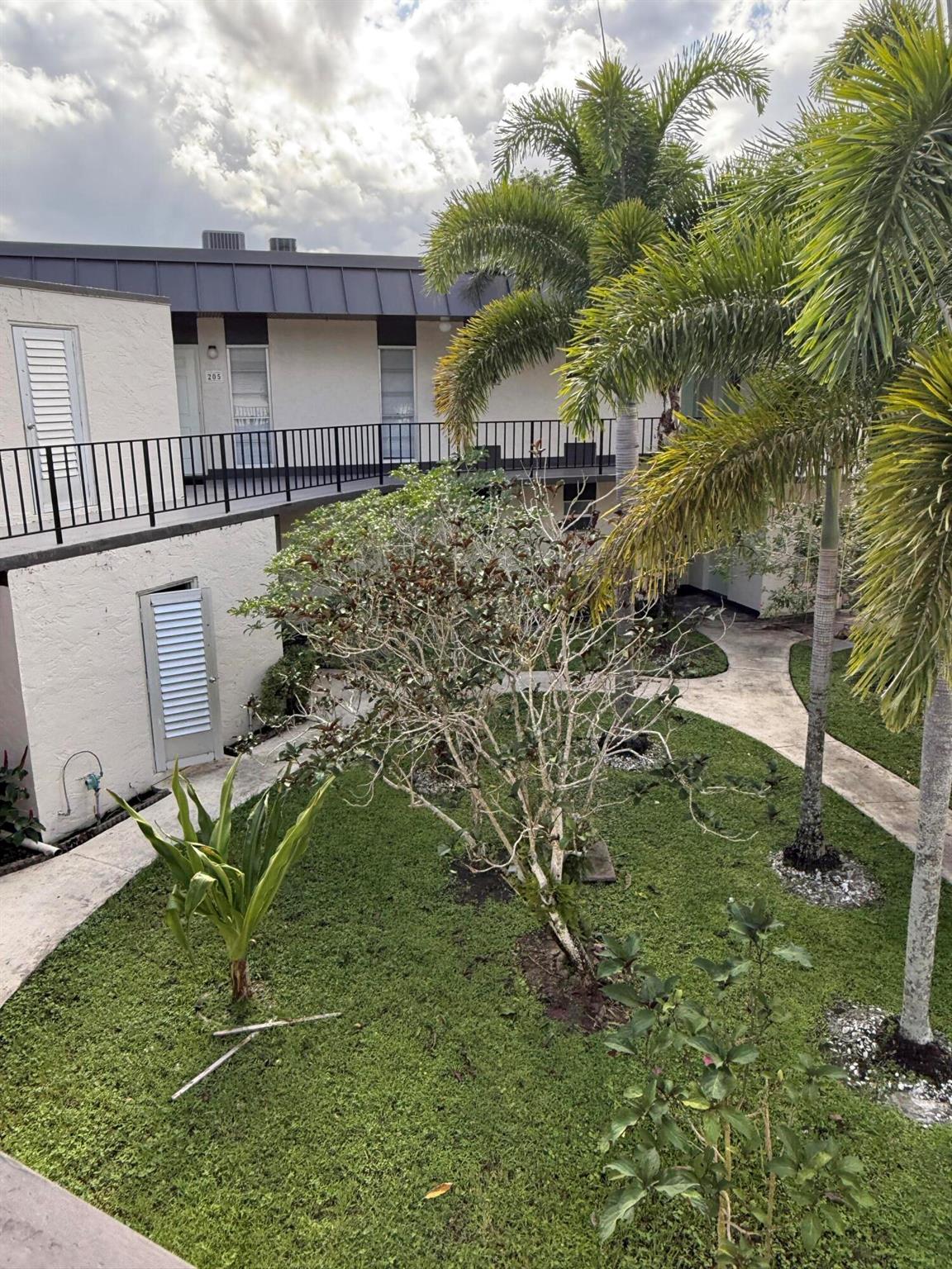 GREENWAY VILLAGE NORTH CO - Residential Lease
