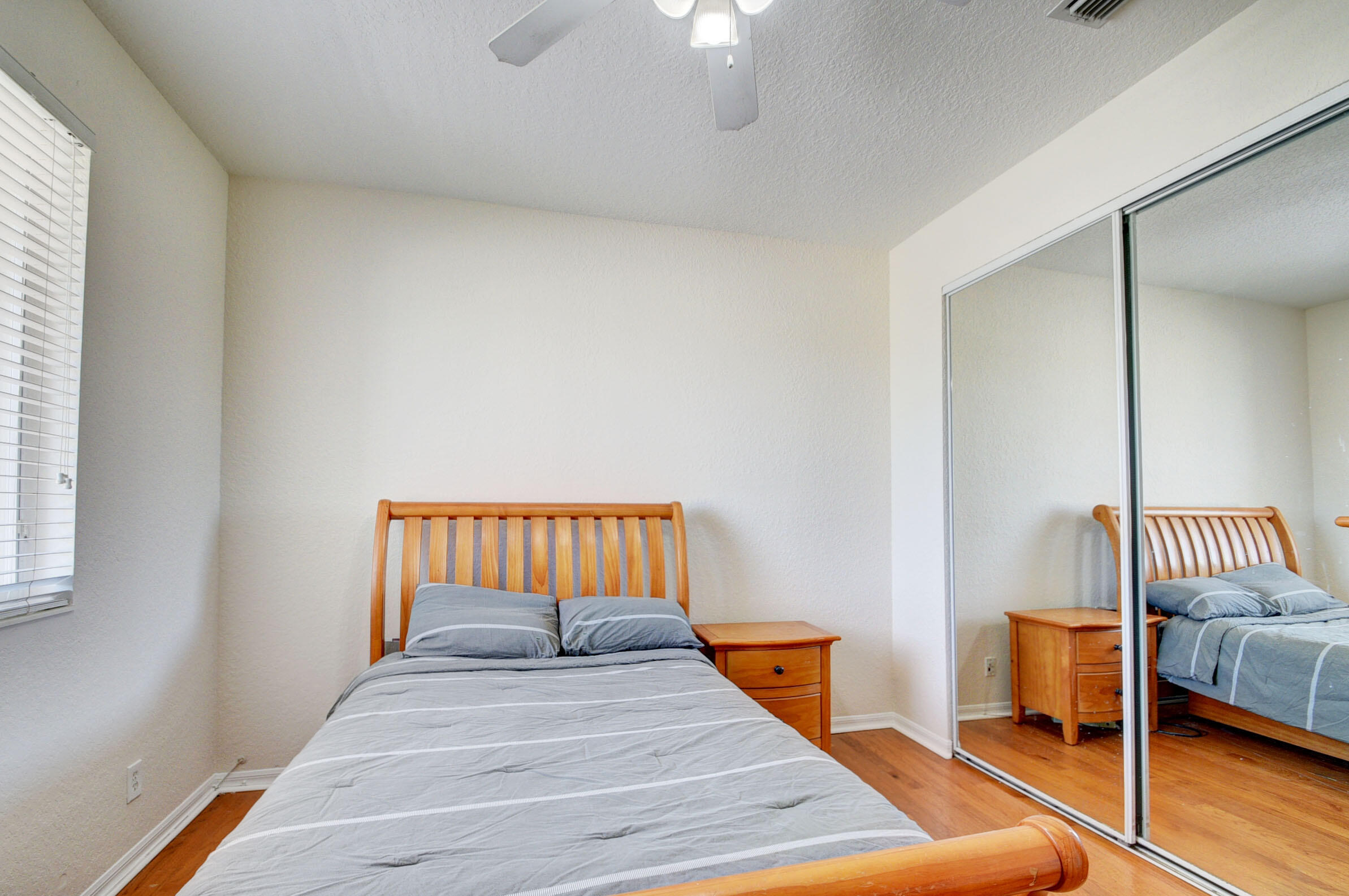 ISLES AT WELLINGTON 2 - Residential Lease
