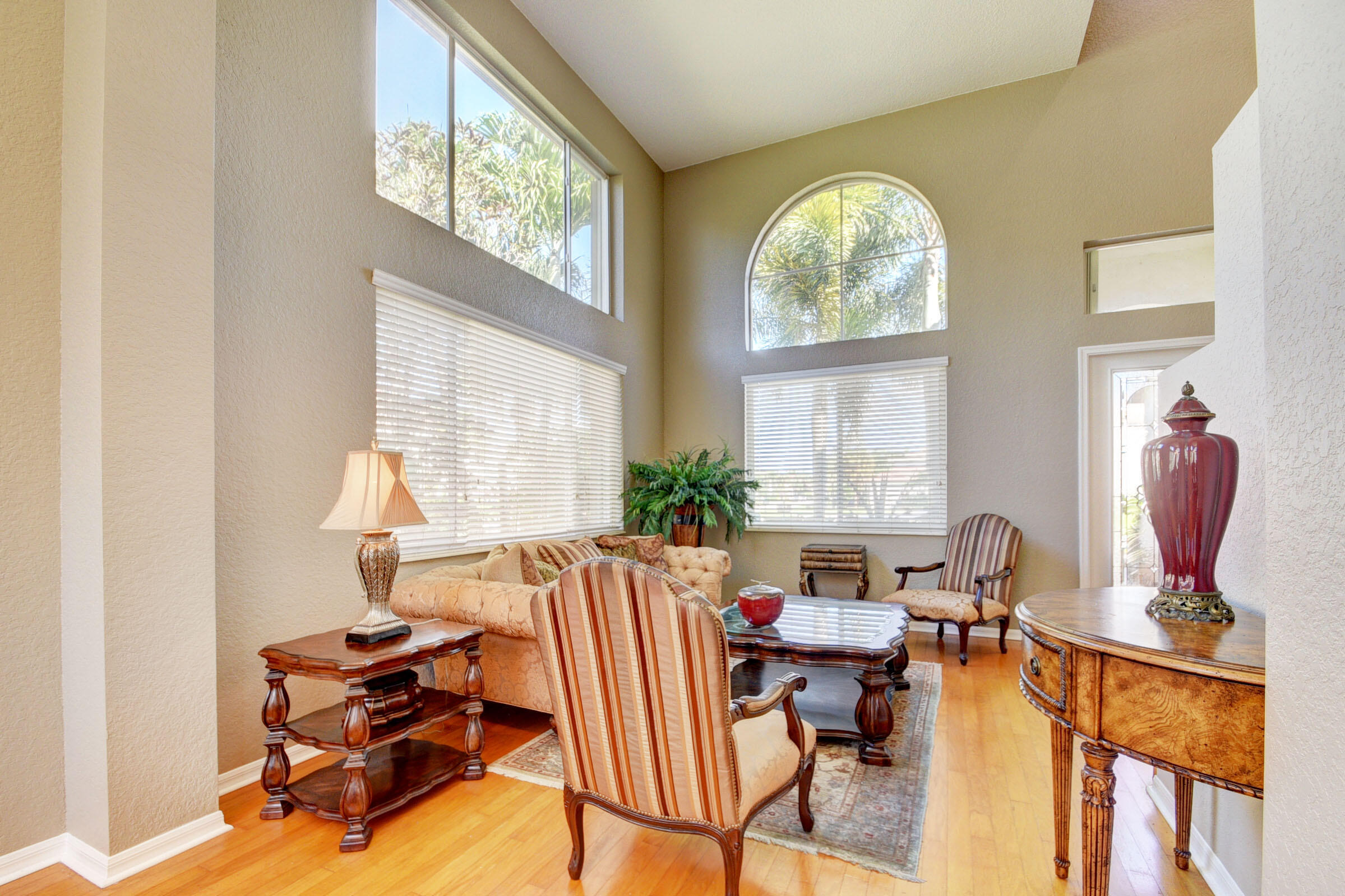 ISLES AT WELLINGTON 2 - Residential Lease