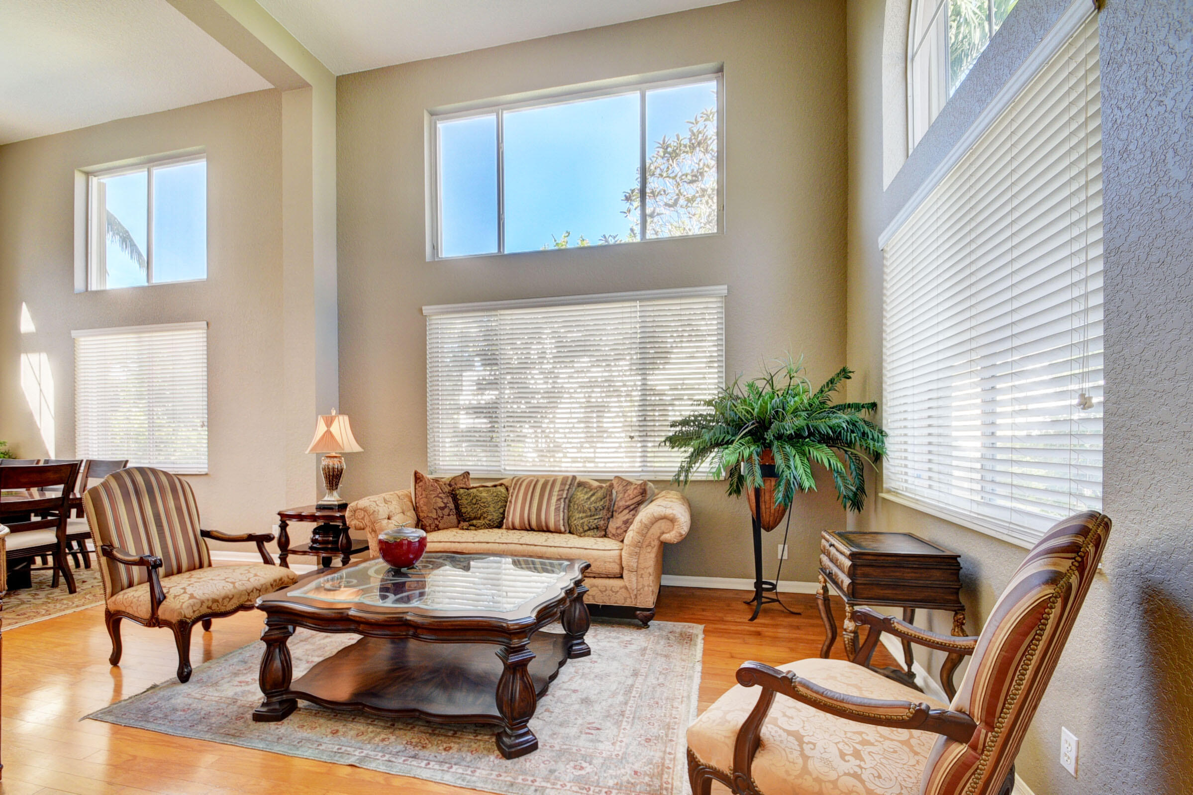 ISLES AT WELLINGTON 2 - Residential Lease