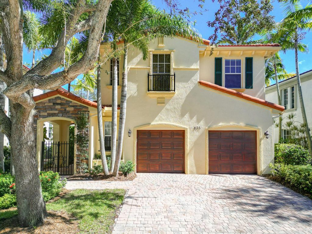 Photo of 835 Madison Court, Palm Beach Gardens, FL 33410 (MLS # R10935430)