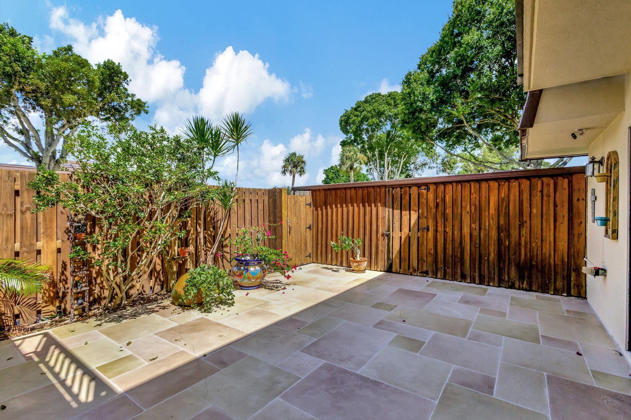 SANDALWOOD ESTATES - Residential